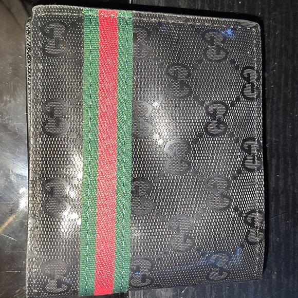 Gucci Wallet - Picture 1 of 3